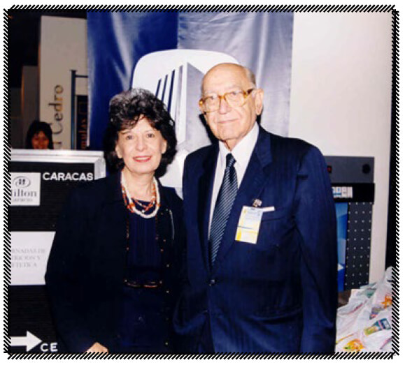 Bengoa siendo Director Ejecutivo de la Fundación CAVENDES y Mercedes López de Blanco, actual Presidente de Fundación Bengoa.